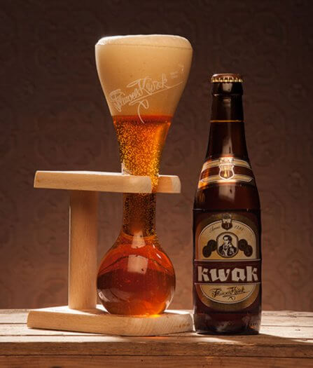 24 fotografie bier speciaal kwak dewalrus 96 447x525